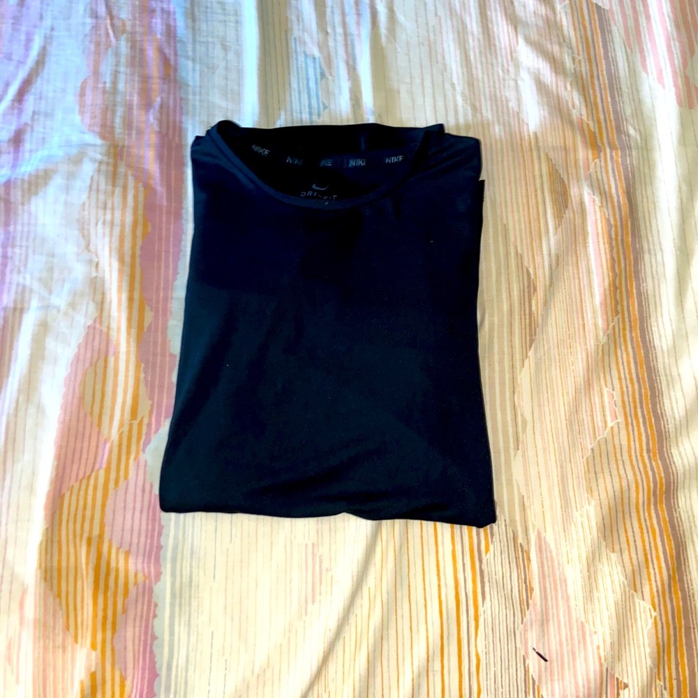 Nike thermal long sleeve